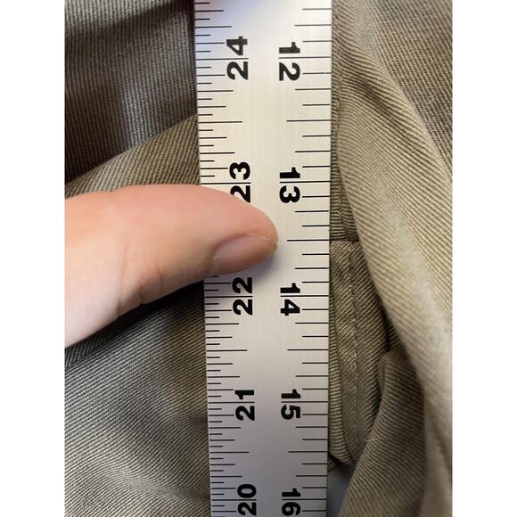Haggar Pants Mens 44x30 Bark Freedom Khaki Pleated Classic Fit Wrinkle Free - Picture 5 of 11